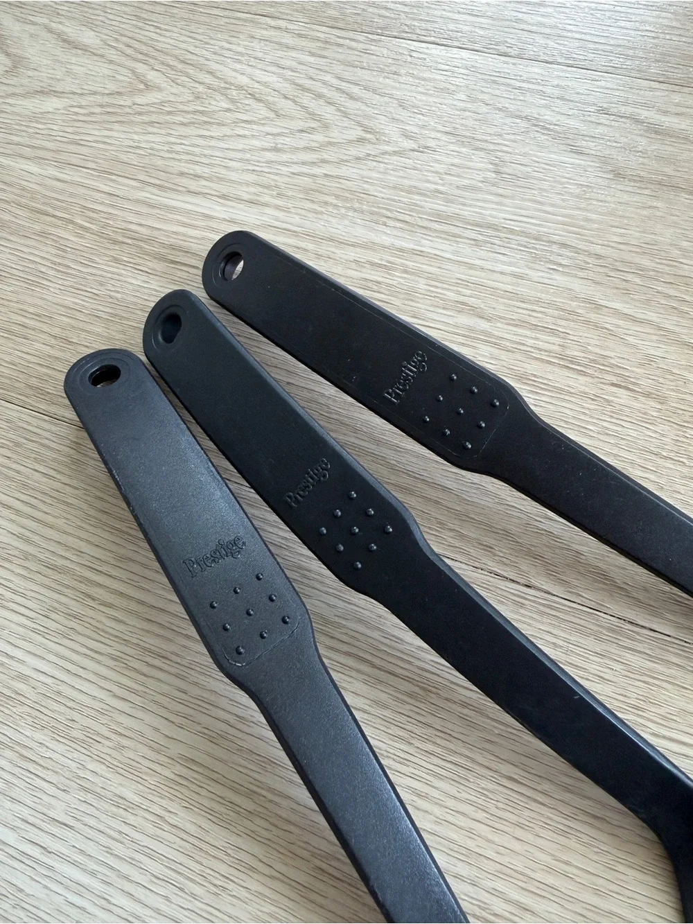 Lot of 3 Prestige Black Nylon Serving Spoons Cooking Utensils Two Slotted 3 Set